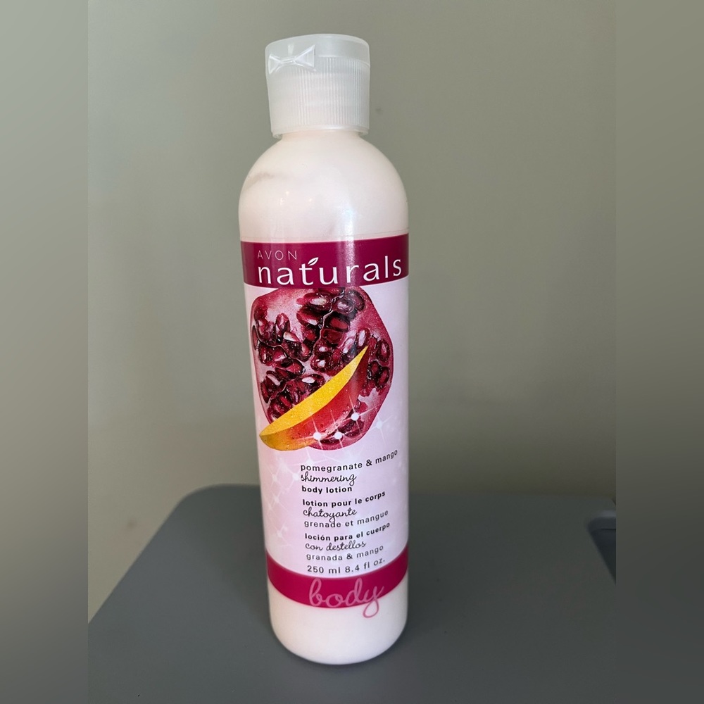 AVON Naturals Shimmering Body Lotion - Pomegranate & Mango NEW Sealed 8.4 oz